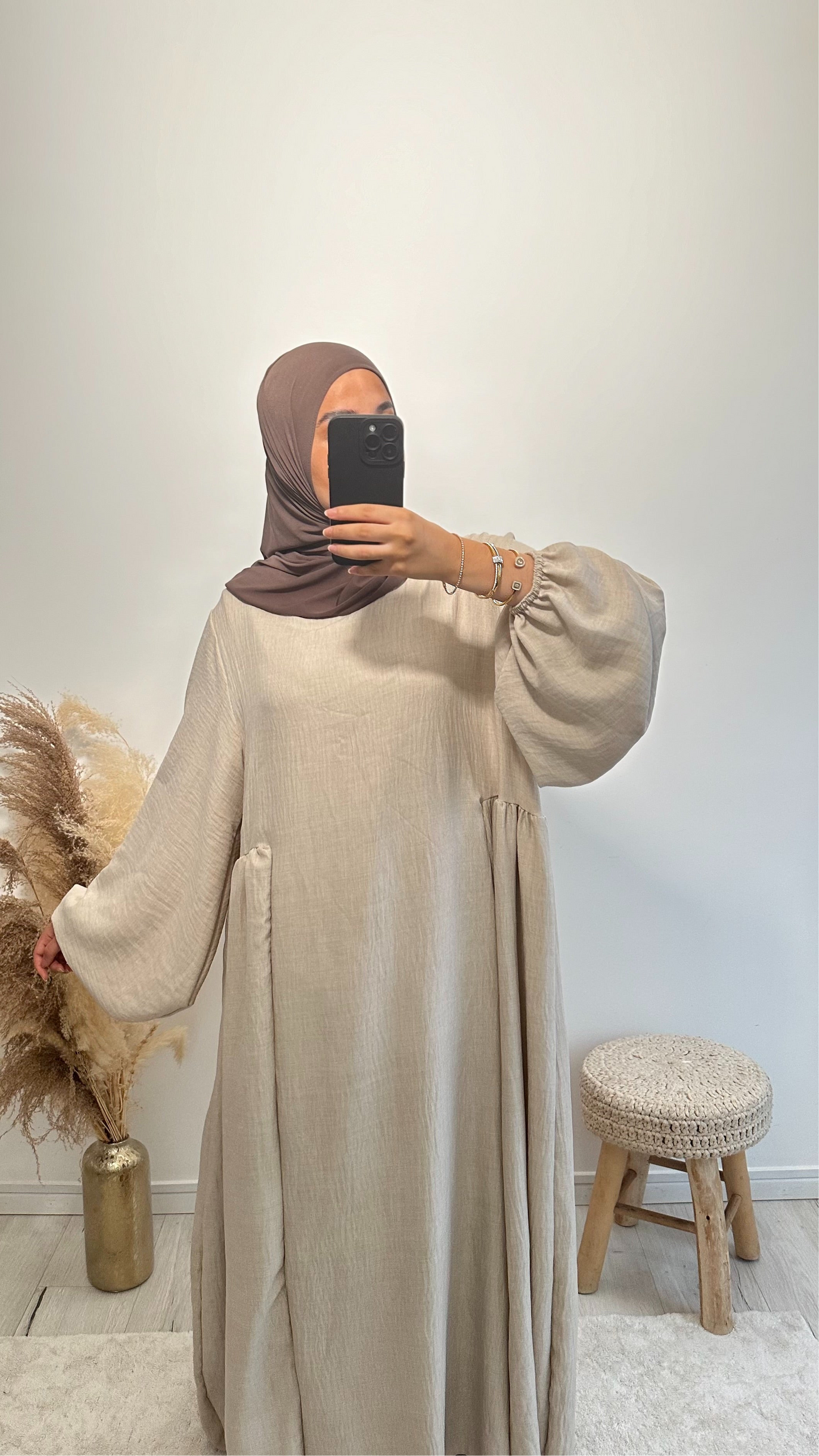 Abaya Mina