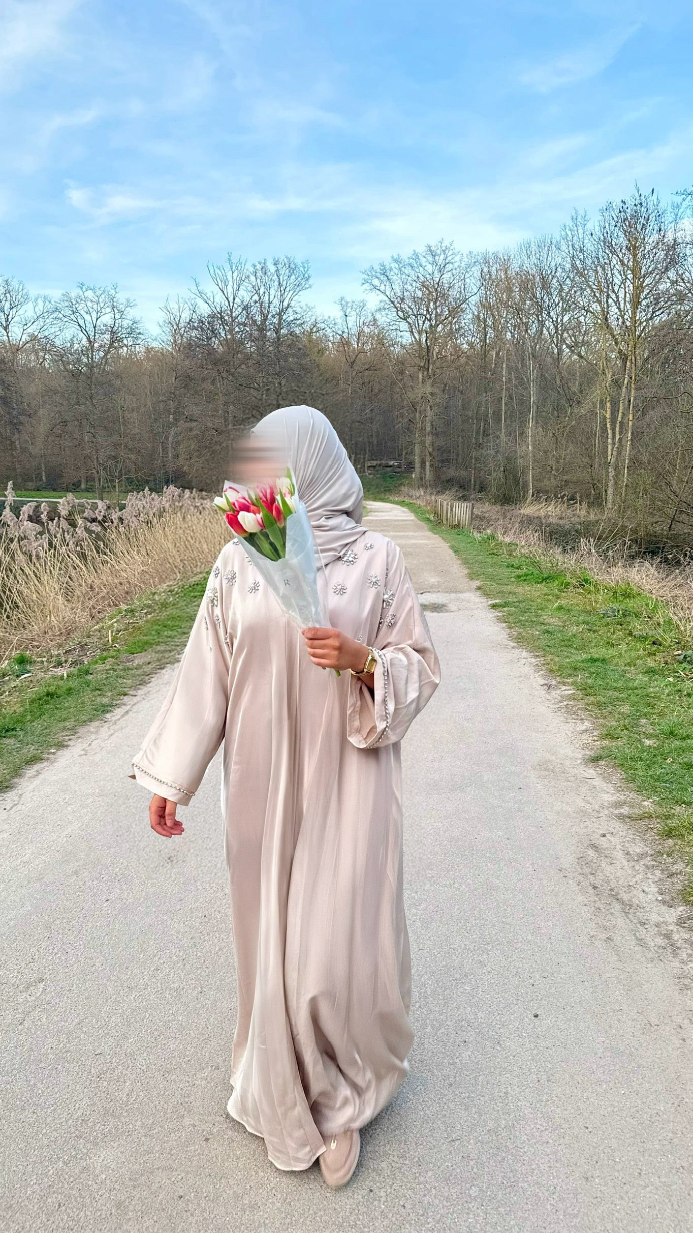 Abaya Amira