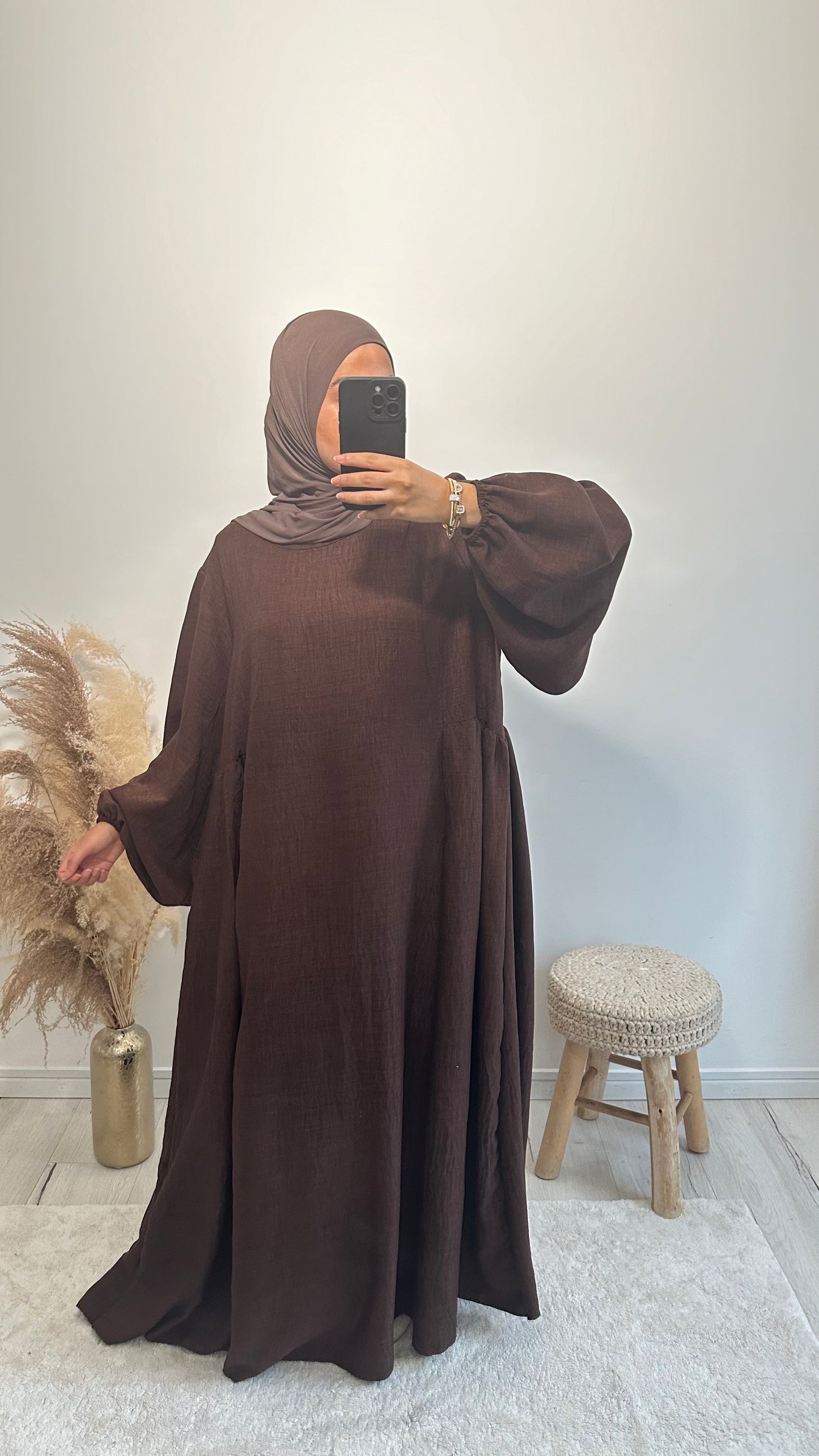 Abaya Mina