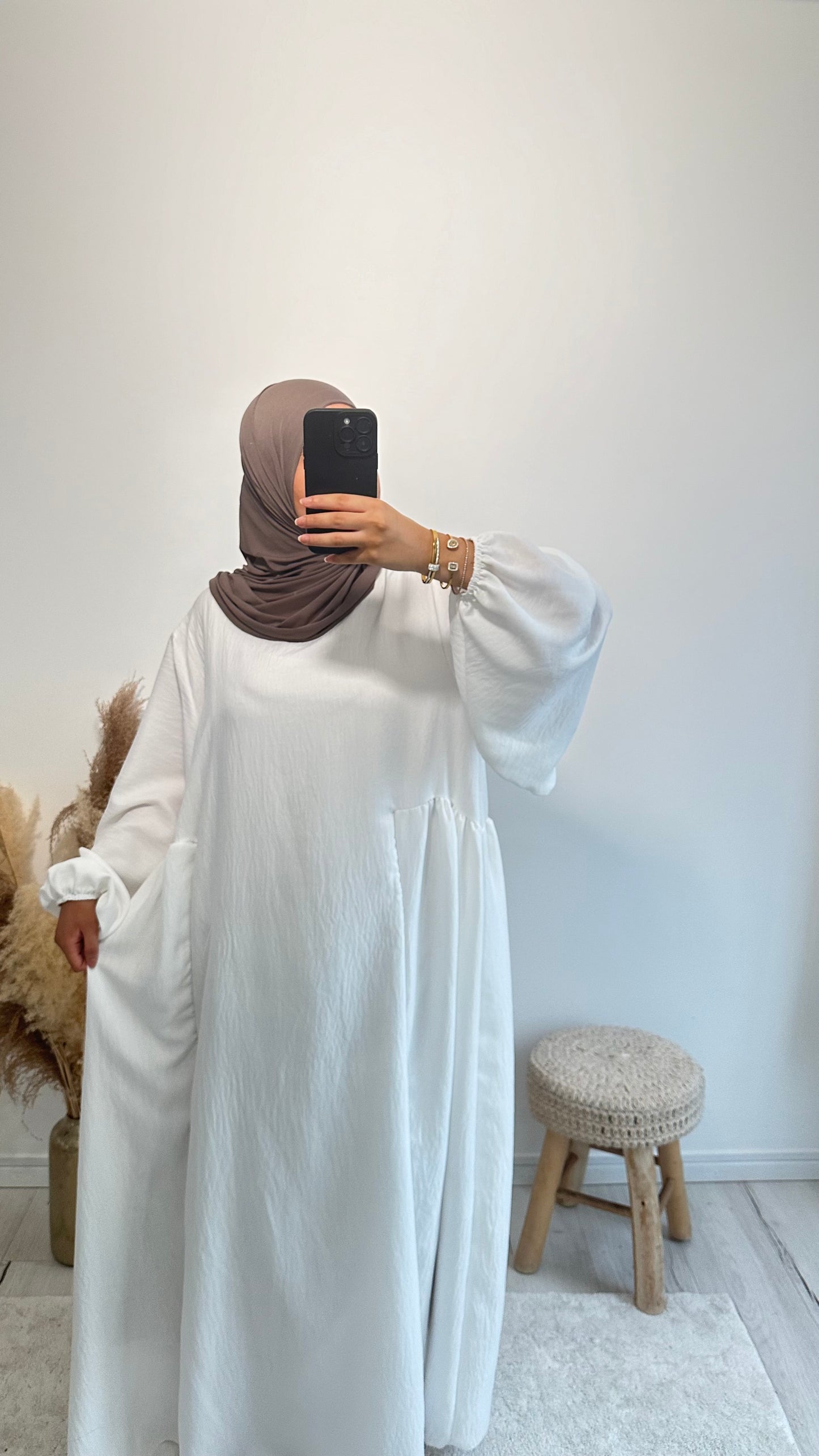 Abaya Mina