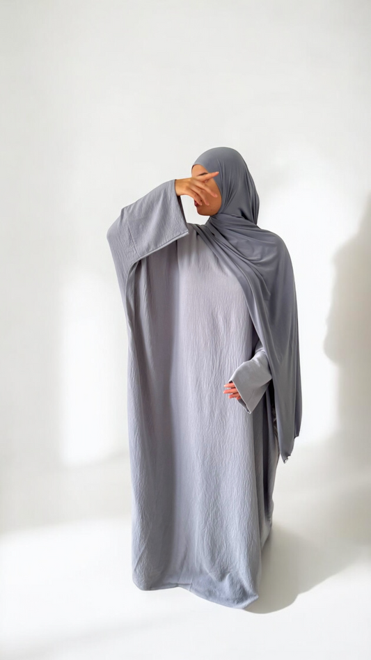 Abaya Manal