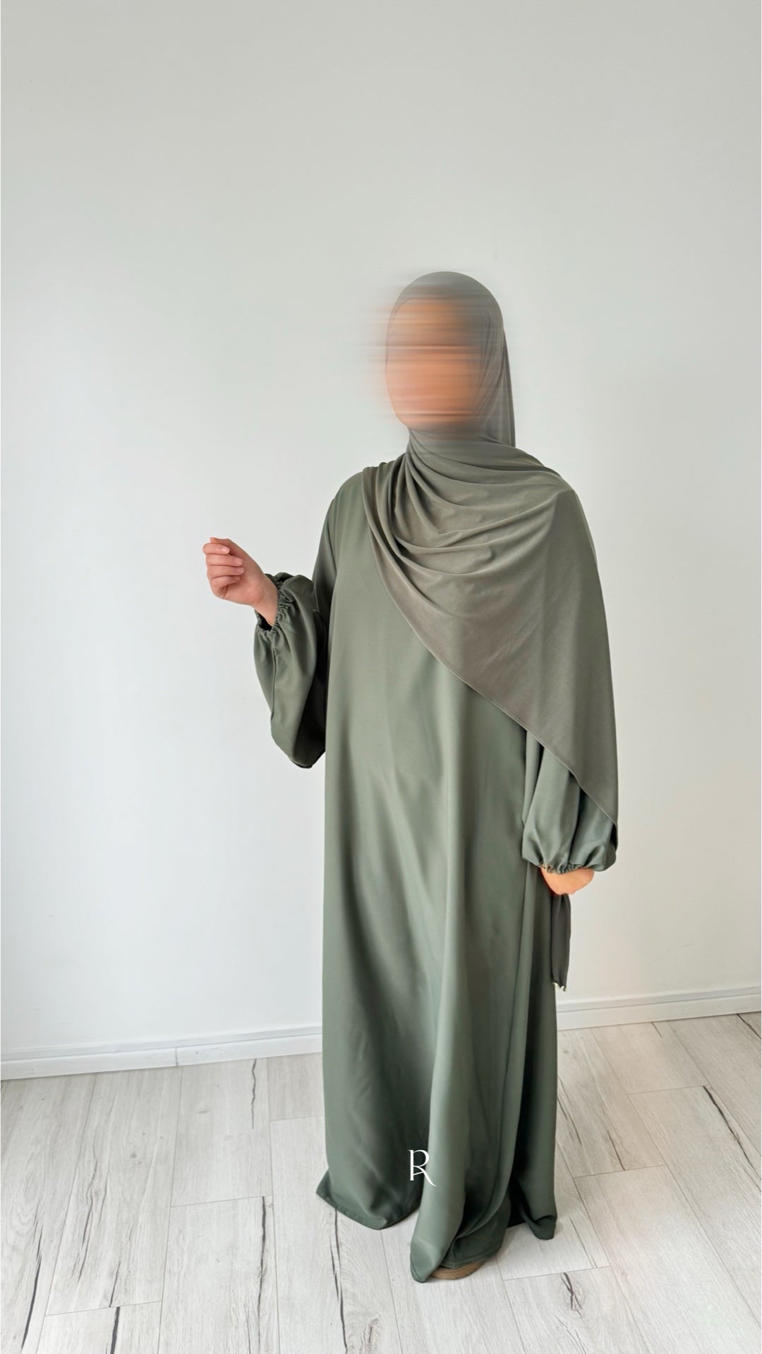 Abaya Noor Olive